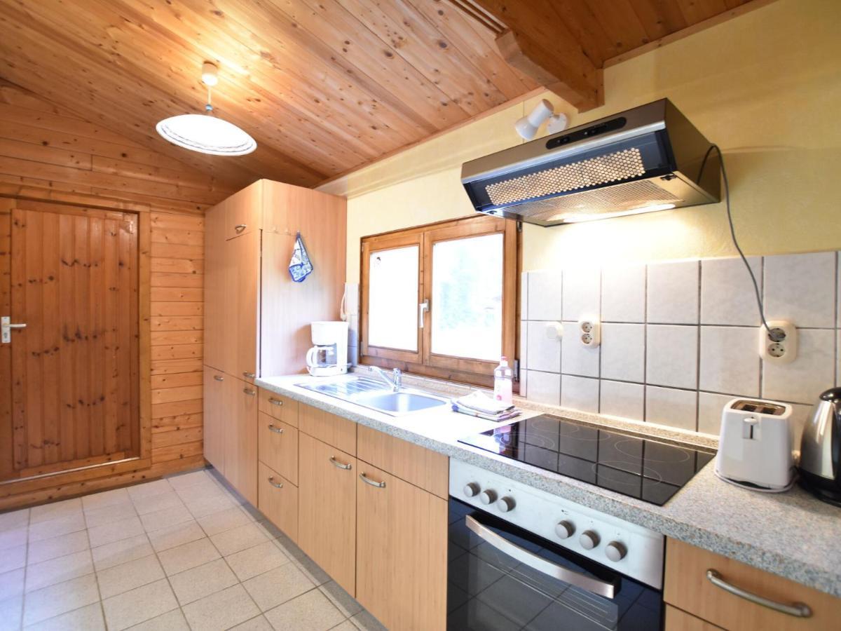 Lovely Bungalow Near Sea In Elmenhorst Kalkhorst Екстериор снимка